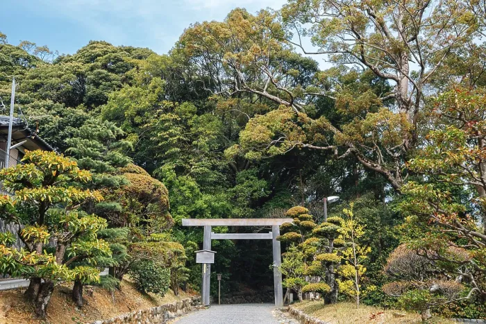 Framed Print : Torii gate at Tsukiyomi no miya