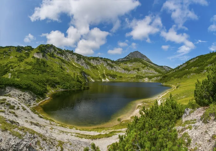 Framed Print : Totes Gebirge, Dolinensee, Wildensee with Rinnerkogel Framed Print : Totes Gebirge, Dolinensee, Wildensee with Rinnerkogel