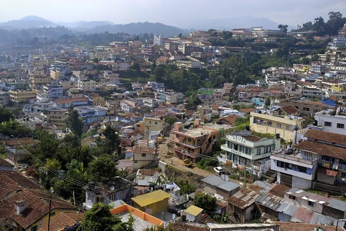 Framed Print : Town of Coonoor, Ooty Udagamandalam