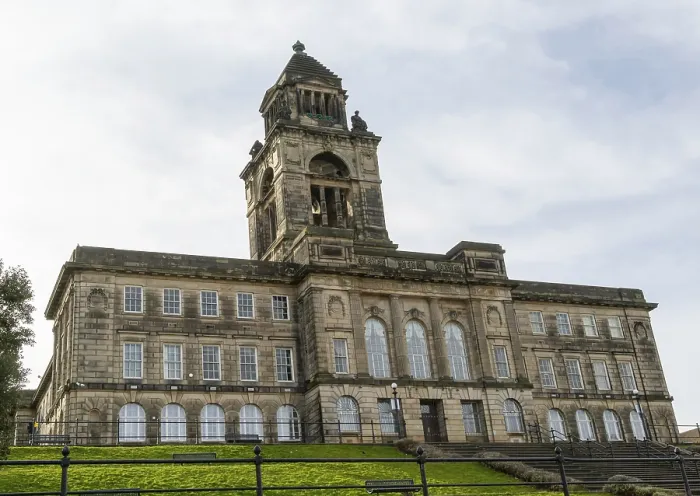 Framed Print : Town hall building, Wallasey, Wirral Peninsula Framed Print : Town hall building, Wallasey, Wirral Peninsula
