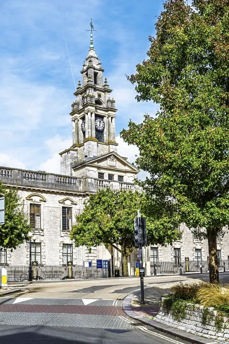 Framed Print : Town Hall, Castle Circus, Torquay