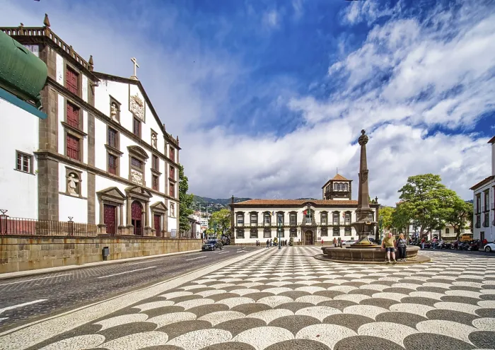 Framed Print : Town Hall and fountain at Praca do Municipio Framed Print : Town Hall and fountain at Praca do Municipio