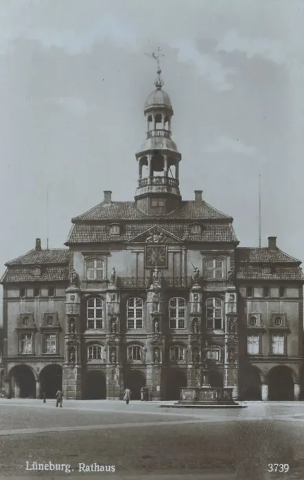 Framed Print : Town hall of Lueneburg, Lower Saxony Framed Print : Town hall of Lueneburg, Lower Saxony