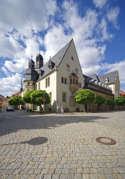 Framed Print : Town hall on the market square