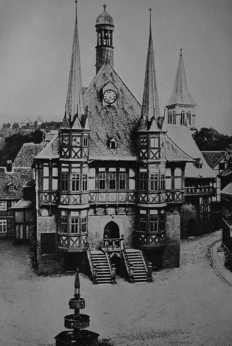 Framed Print : Town hall in Wernigerode in the Harz Framed Print : Town hall in Wernigerode in the Harz