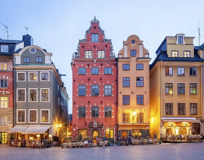 Framed Print : Town houses in Stortorget square Framed Print : Town houses in Stortorget square