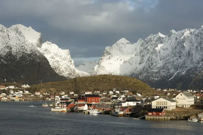 Framed Print : Townscape of Reine, Lofoten, Norway, Europe Framed Print : Townscape of Reine, Lofoten, Norway, Europe