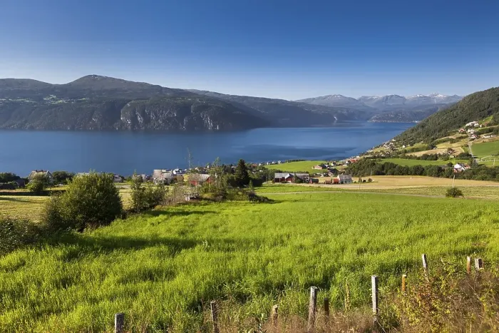 Framed Print : Townscape of Utvik, Innvikfjord