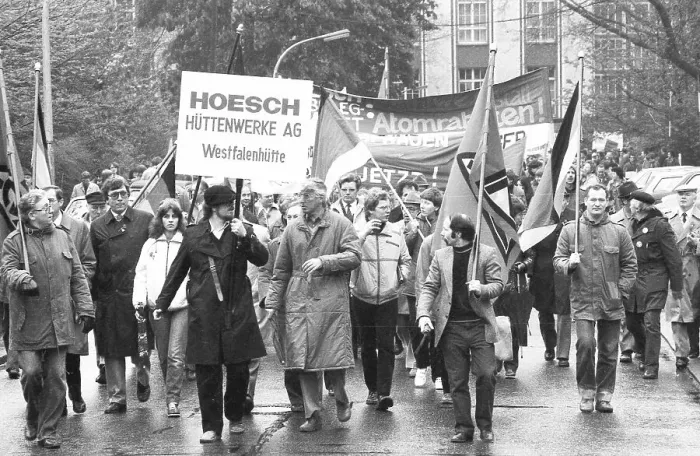 Framed Print : The traditional 1982 May Day procession of the trade unions Framed Print : The traditional 1982 May Day procession of the trade unions