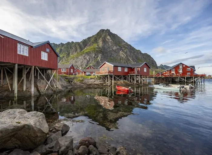 Framed Print : Traditional red rorbuer wooden huts