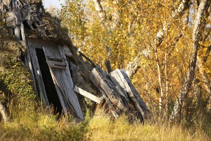 Framed Print : Traditional Sami hut, Mittadalen Framed Print : Traditional Sami hut, Mittadalen