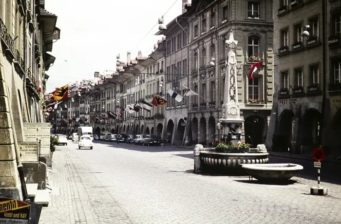 Framed Print : Traffic in historic alleyway with fountain, Gerechtigkeitsgasse, city of Bern, Switzerland, Europe 1961, Europe Framed Print : Traffic in historic alleyway with fountain, Gerechtigkeitsgasse, city of Bern, Switzerland, Europe 1961, Europe