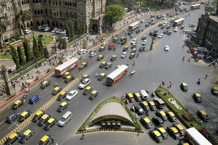 Framed Print : Traffic outside the Chhatrapati Shivaji Terminus (CST) Framed Print : Traffic outside the Chhatrapati Shivaji Terminus (CST)