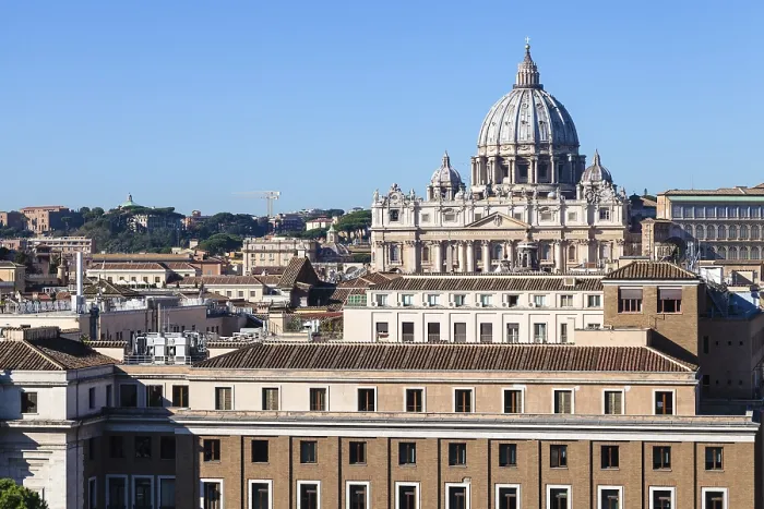 Framed Print : Travel to Italy - view of St Peter's Basilica in Vatican city Framed Print : Travel to Italy - view of St Peter's Basilica in Vatican city
