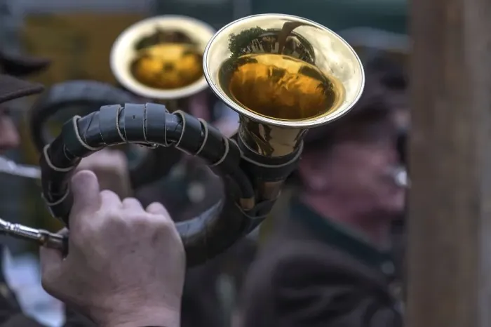 Framed Print : (Turdidae) Hunting horn blowers sounding the tally-ho, Bavaria, Germany, Europe