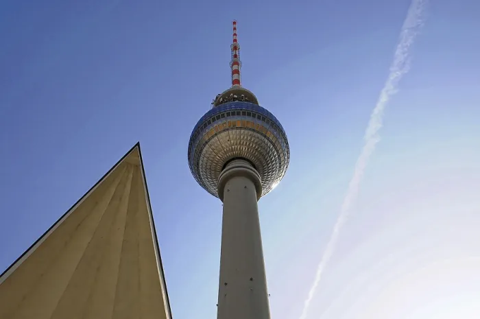 Framed Print : TV Tower, Alexanderplatz, Berlin Mitte