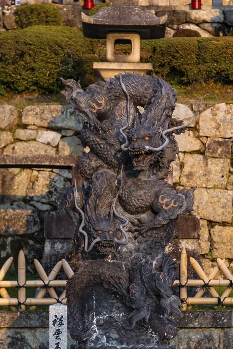 Framed Print : Twin Dragon Statue, Kiyomizu-dera Temple Framed Print : Twin Dragon Statue, Kiyomizu-dera Temple