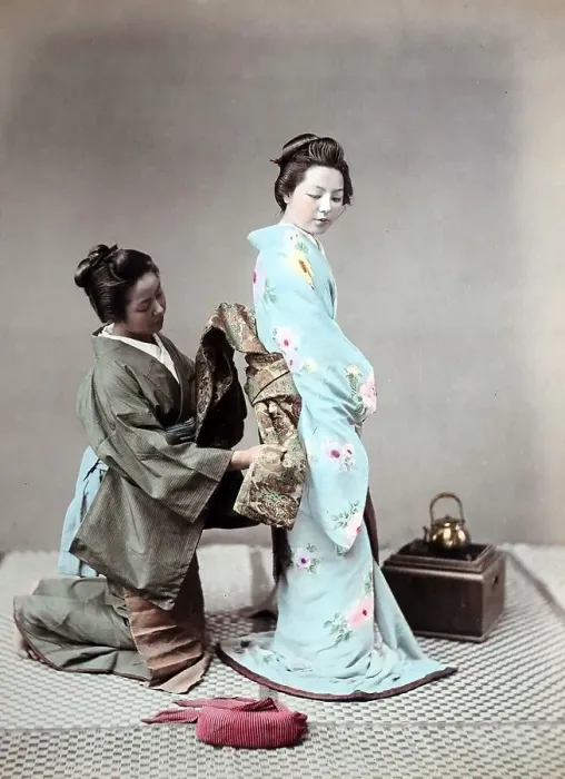 Framed Print : Tying kimono belt, Japan, Asia