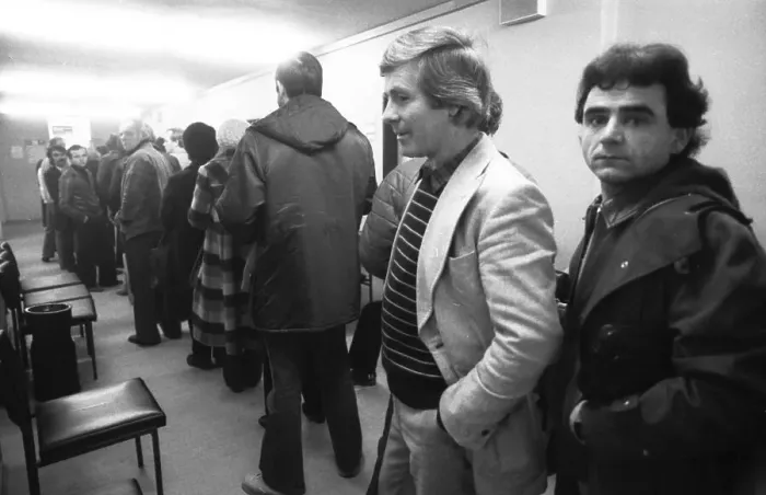 Framed Print : Unemployed at the Labour Office in January 1982