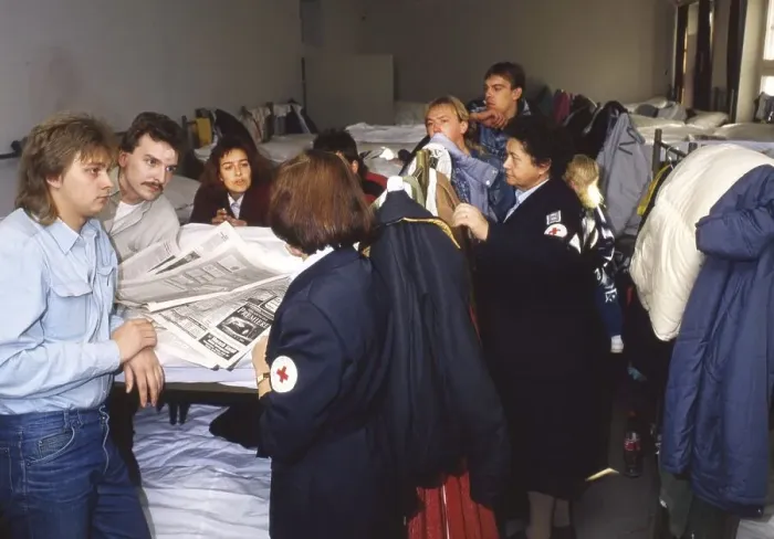 Framed Print : Unna-Massen. Resettlers and GDR refugees (some of them also GDR residents who were bought out)