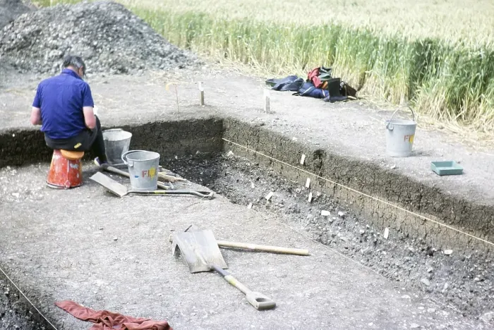 Framed Print : Unspecified location, archaeological excavation of the University of Cambridge, Cambridgeshire, England, UK 1980