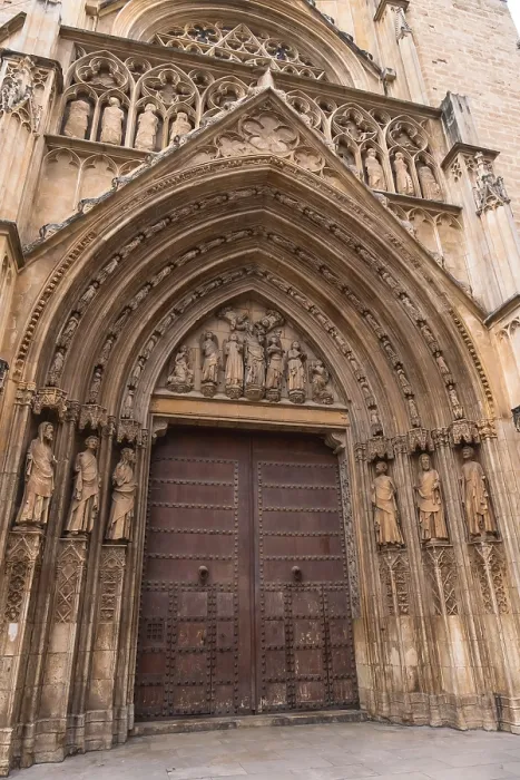 Framed Print : Valencia cathedral's door of the apostles displaying intricate gothic stone carvings Framed Print : Valencia cathedral's door of the apostles displaying intricate gothic stone carvings