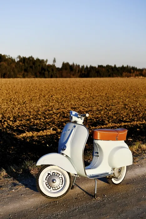 Framed Print : Vespa V 50, N, R, L, Spezial, Speciale Framed Print : Vespa V 50, N, R, L, Spezial, Speciale