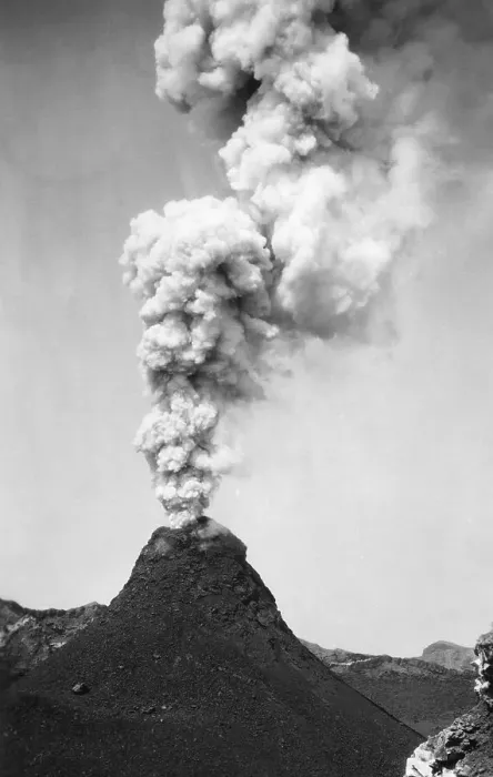 Framed Print : Vesuv erupting, historic picture from about 1944
