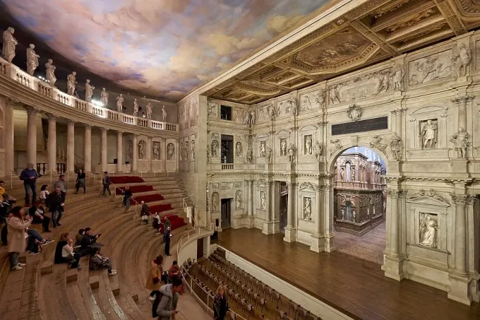 Framed Print : Vicenza, Veneto, Italy. The Teatro Olimpico Framed Print : Vicenza, Veneto, Italy. The Teatro Olimpico