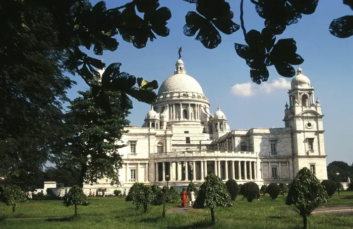 Framed Print : Victoria Memorial Building (1921), Calcutta, West Bengal, India, Asia