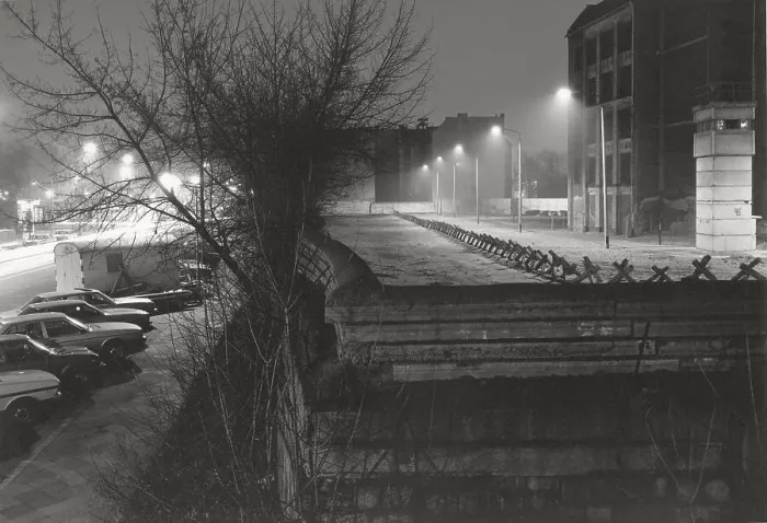 Framed Print : View over the Berlin Wall in 1985