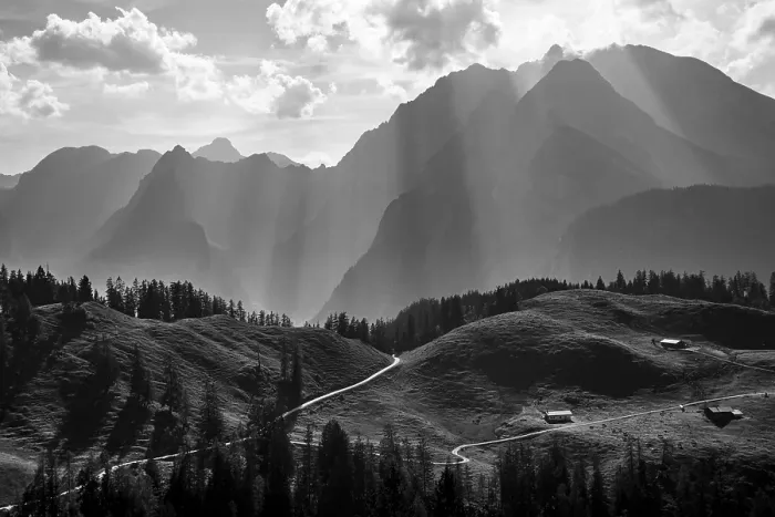 Framed Print : View over the Buechsenalm to the Watzmann in backlight