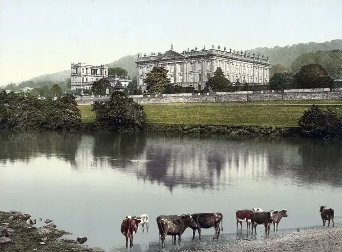 Framed Print : Front view of Chatsworth House
