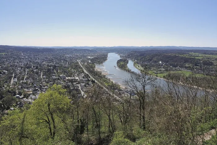 Framed Print : View from Drachenfels to an island on the Rhine