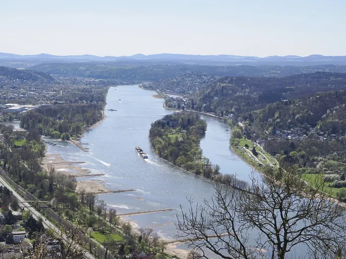 Framed Print : View from Drachenfels to an island on the Rhine