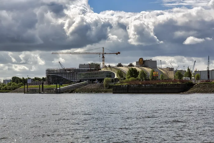 Framed Print : View from the Elbe to Theater im Hafen Hamburg
