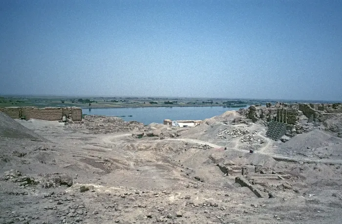 Framed Print : View of the Euphrates from Dura Europos, Euphrates Valley, Syria, May 1987, vintage, retro, old, historical, Asia Framed Print : View of the Euphrates from Dura Europos, Euphrates Valley, Syria, May 1987, vintage, retro, old, historical, Asia