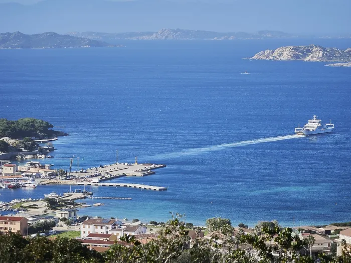 Framed Print : A view from the top of a ferry traveling in the archipelago of La Maddalena