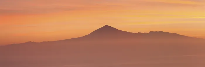 Framed Print : View from Gomera to Mount Teide on Tenerife at sunrise Framed Print : View from Gomera to Mount Teide on Tenerife at sunrise
