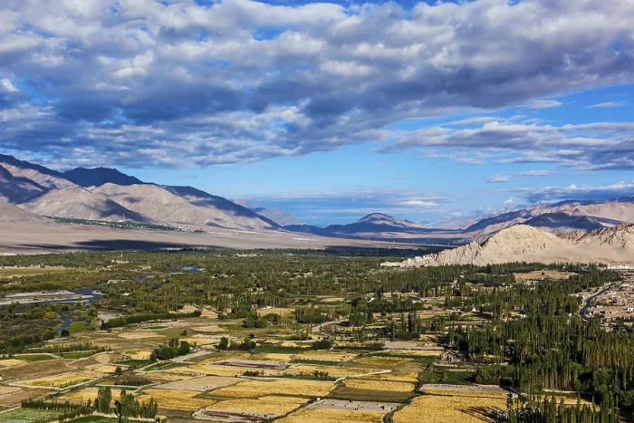 Framed Print : View of Indus valley from Thiksey gompa in Himalayas
