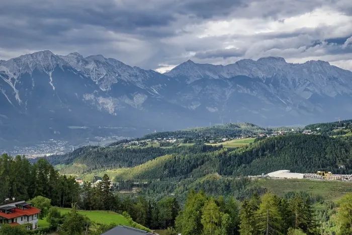 Framed Print : View of Innsbruck and the mountains of the Innsbruck Nordkette