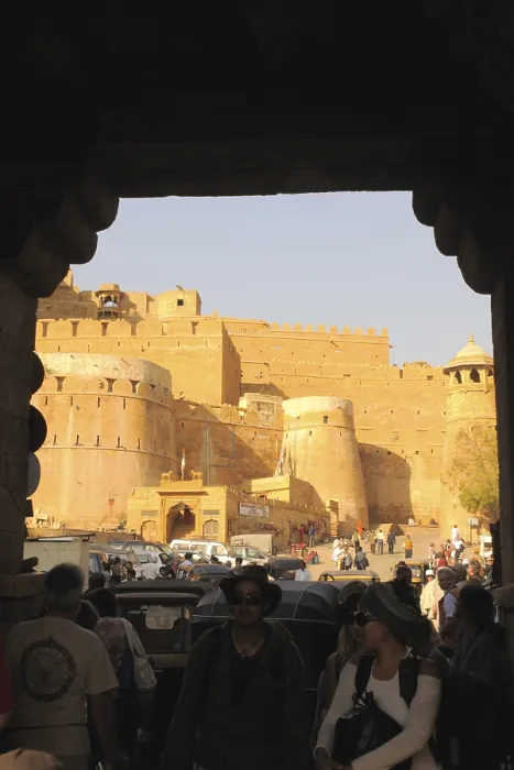 Framed Print : View of Jaislamer fort made of sandstone with imposing wall