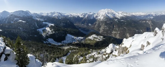 Framed Print : View of Koenigssee and Watzmann with snow in autumn Framed Print : View of Koenigssee and Watzmann with snow in autumn