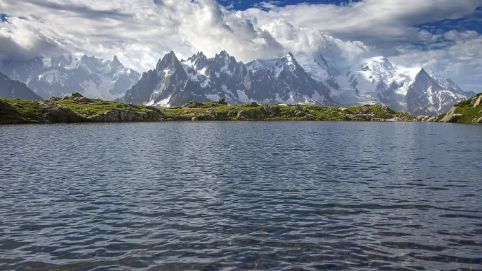 Framed Print : View from the Lacs des Cheserys to the breathtaking scenery of the Mont Blanc massif