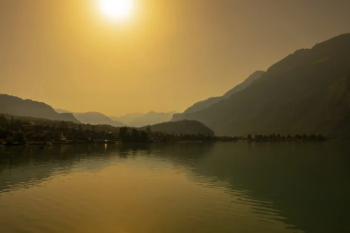 Framed Print : View over Lake Brienz with Mountain and Sunlight in Brienz Framed Print : View over Lake Brienz with Mountain and Sunlight in Brienz