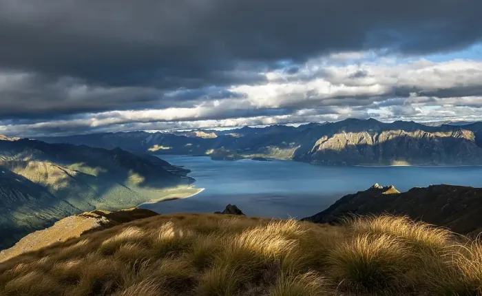 Framed Print : View of Lake Hawea, lake and mountain landscape in the evening light