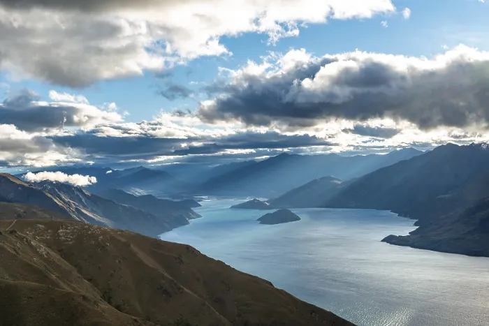 Framed Print : View of Lake Wanaka in the evening light