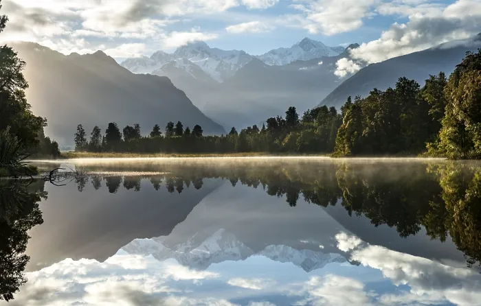 Framed Print : View of Mount Cook and Mount Tasman in morning light Framed Print : View of Mount Cook and Mount Tasman in morning light