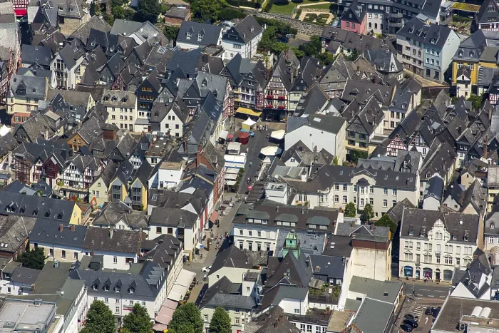 Framed Print : View of the old town of Limburg with half-timbered houses