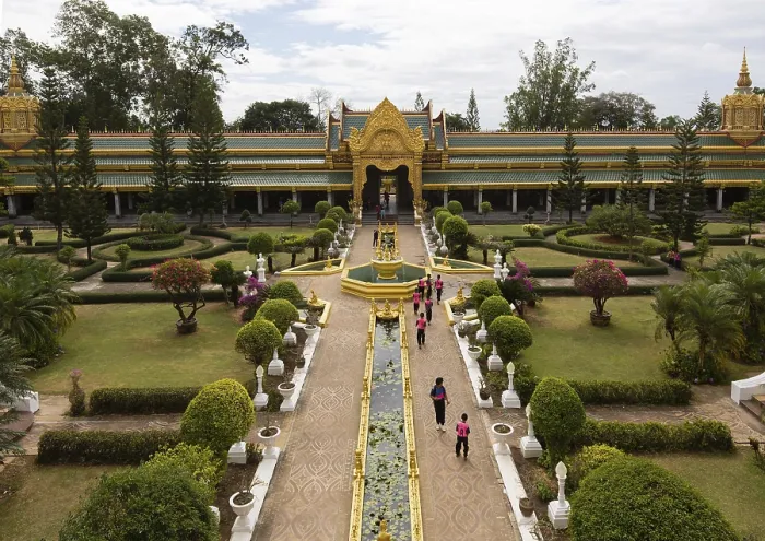 Framed Print : View from the Phra Maha Chedi Chai Mongkhon Pagoda